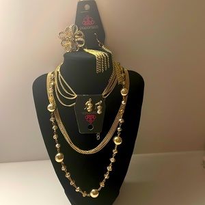 New Gold jewelry group mix (Broach is not paparazzi)